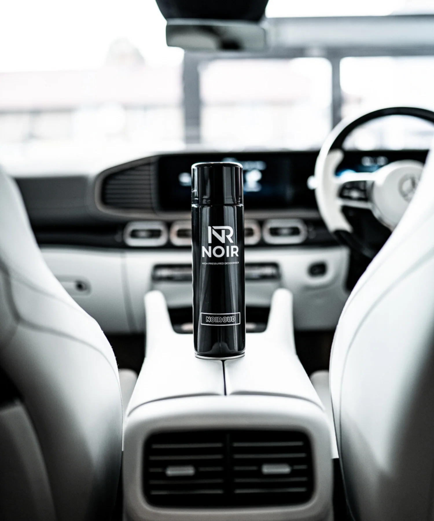Noir Oud Luxury Air Freshener - Image 3